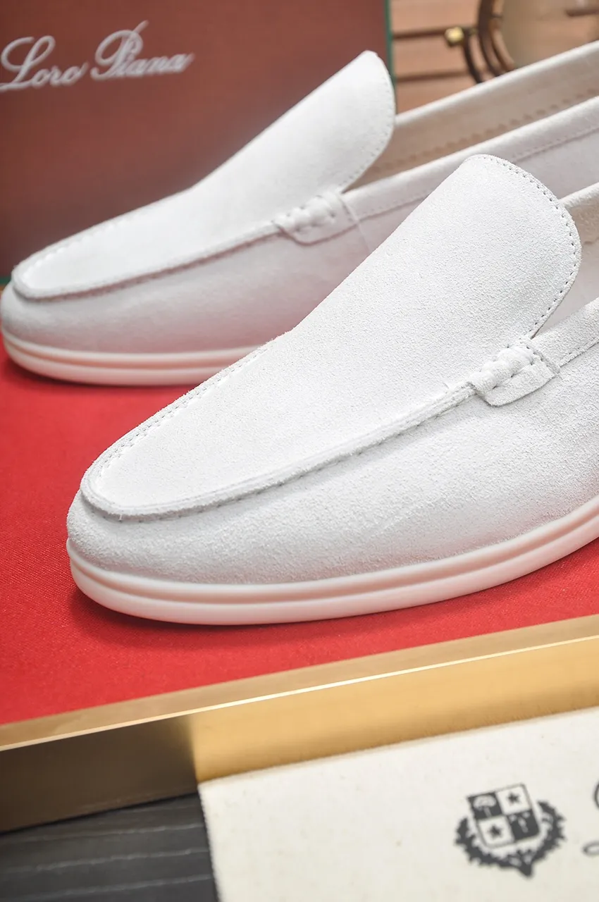 Men's shoes 💰400💶[𝐥𝐨𝐫𝐨 𝐏𝐢𝐚𝐧𝐚] [Couple model] High-end quality, affordable price, LP classic loafers, Italian treasure brand, the only brand that can match Hermès! Only after wearing it do we know that we can’t live up to our feet. Women’s code: 35-40 (customized sizes 34, 41, 42 are non-returnable) Men’s code: 38-44 (customized 45, 46, 47, 48 are non-refundable) Fabric: Customized imported cashmere Lining: Customized imported fetal cowhide Foot: Imported benzene-dyed calfskin Outsole: Exclusive original glass rubber outsole